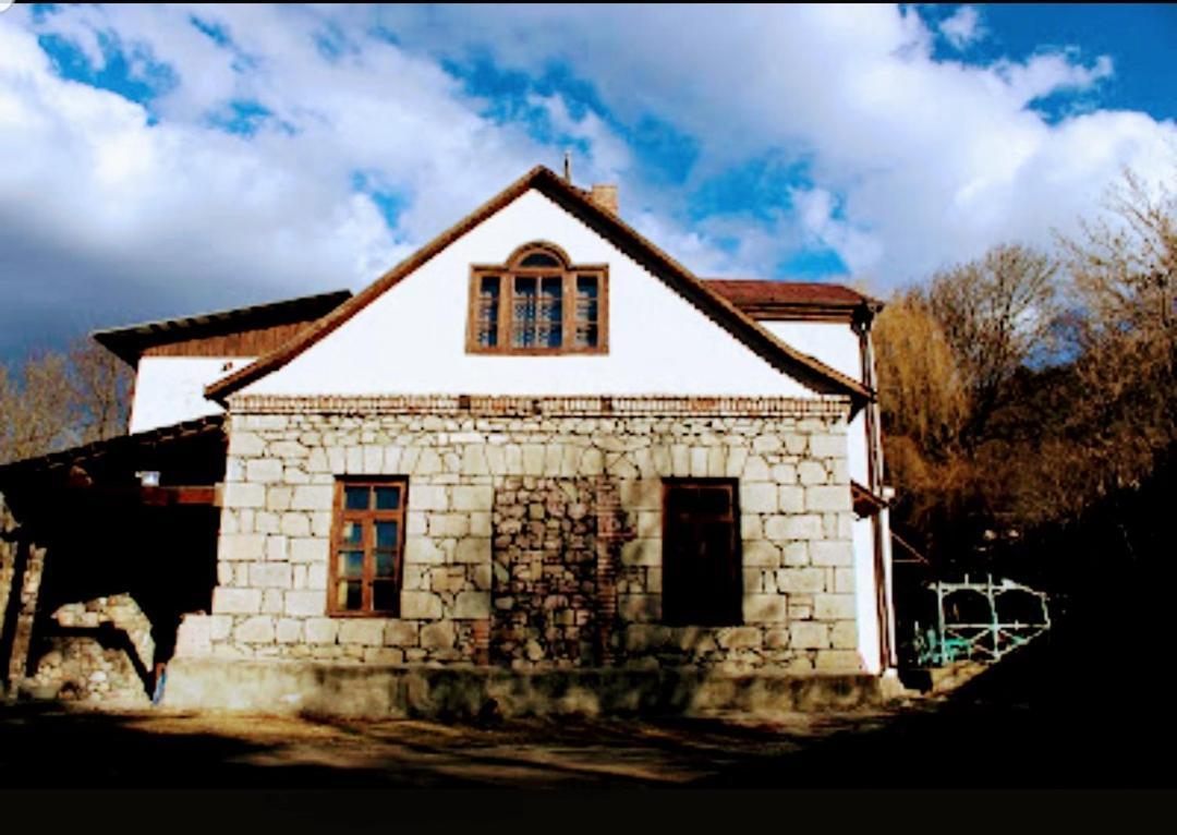 Legend Of 1894 Chalet